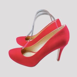 Just Fab red suede closed toe heels women’s shoes size 9
